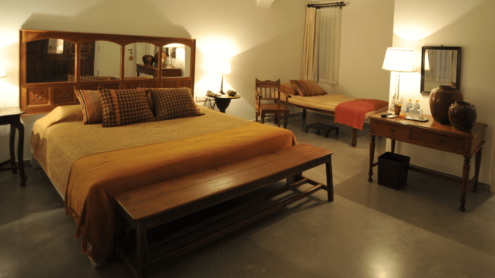 47 Jobner Bagh Guest House